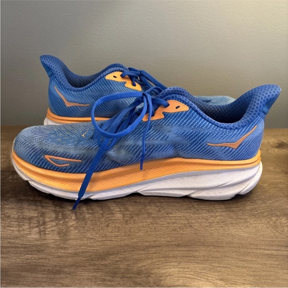 Hoka One One Clifton 9 Men’s  Shoe size 10.5D Coastal Sky 1127895 CSAA